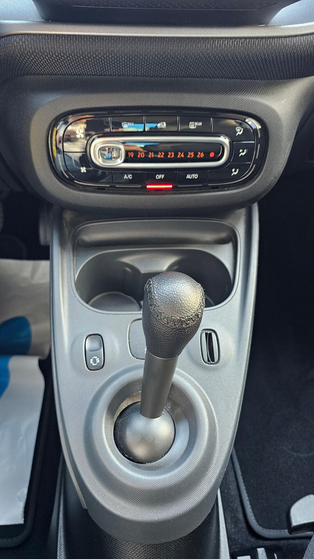 Smart ForTwo 90 0.9 Turbo twinamic Passion UNIPRO CERCHI 16 NAV ANDROID
