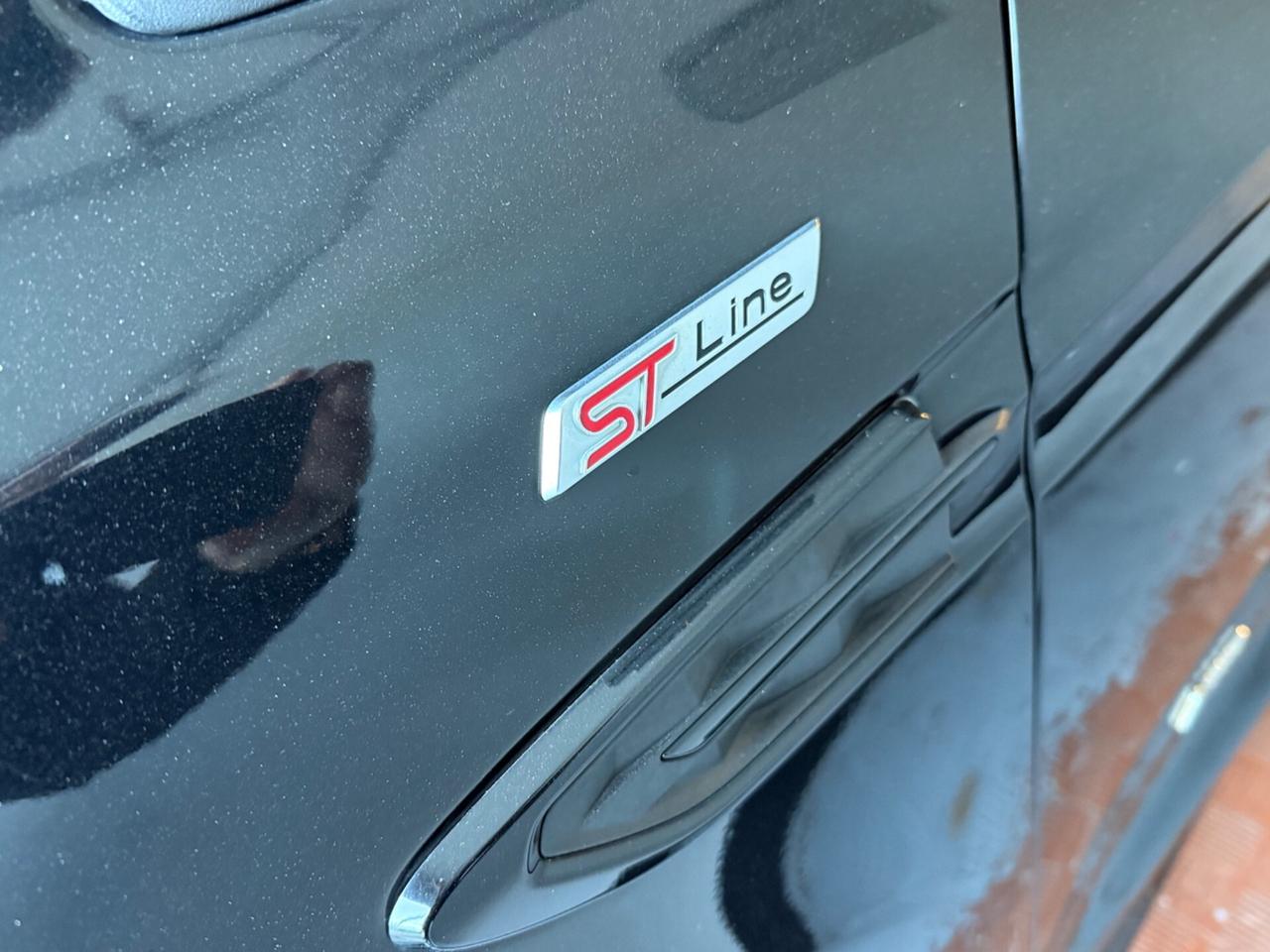 Ford Kuga 2.0 TDCI 150 CV S&S 4WD Powershift ST-Line Business