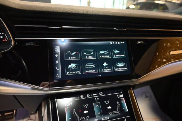 AUDI Q8 50TDI Q.TIP.286CV S-LINE TET.22"PELLE RS SOSP.FULL