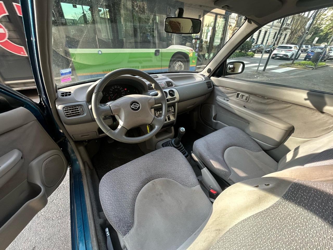 Nissan Micra 1.0i 16V cat 3 porte Luxury NEOPATENTATI