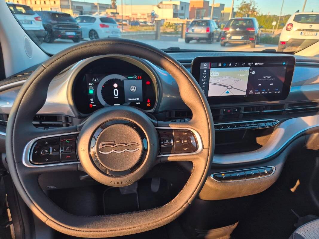 Fiat 500 42 kWh La Prima