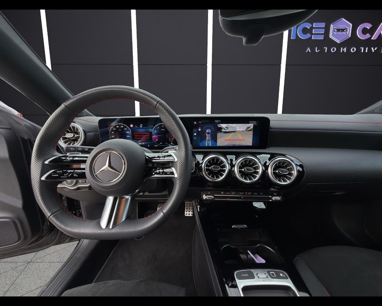 Mercedes-Benz CLA S.Brake (X118) - CLA 180 Automatic Shooting Brake AMG Line Premium Plus