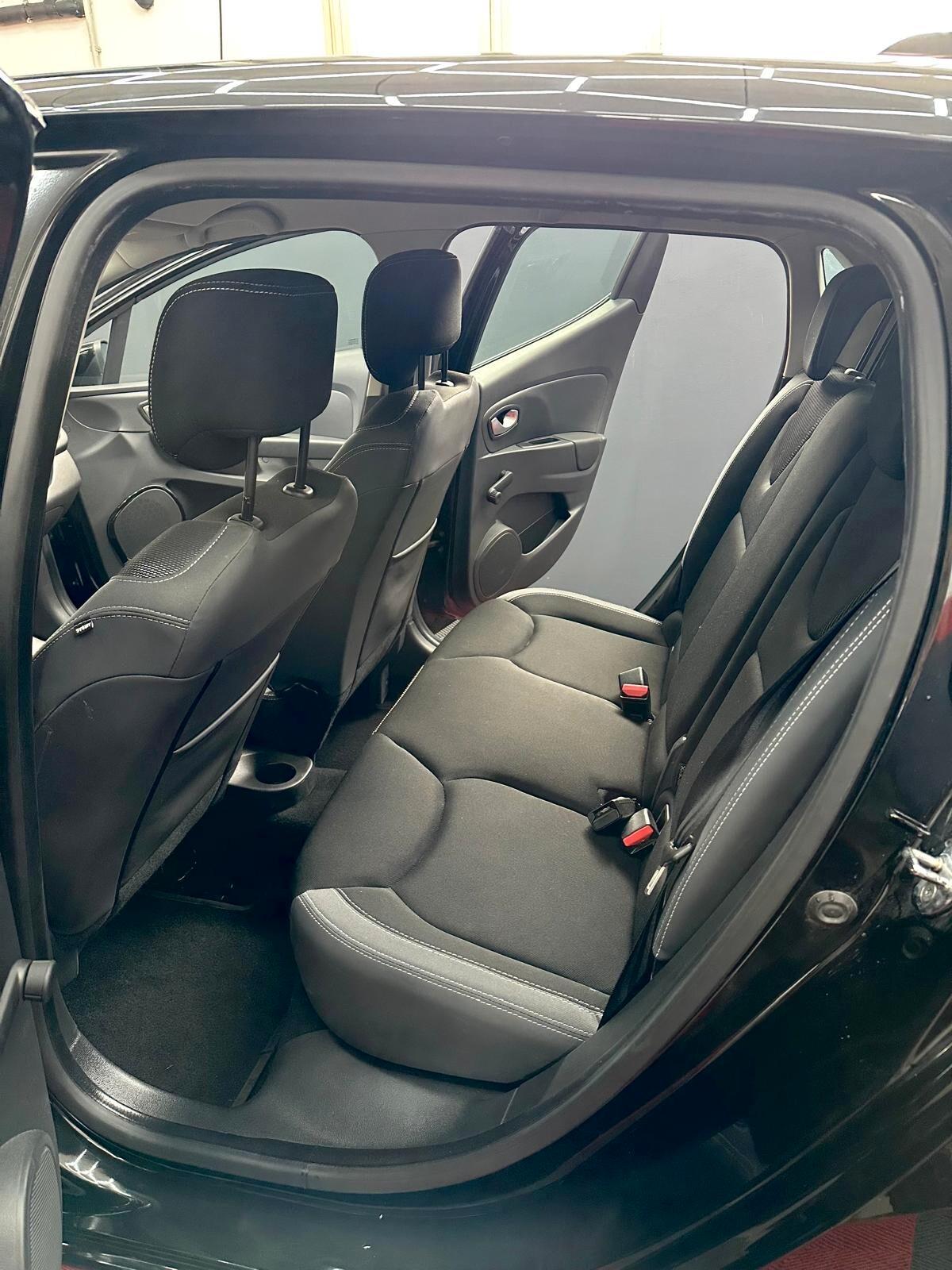 Renault Clio DUEL2 NEOPATENTATI