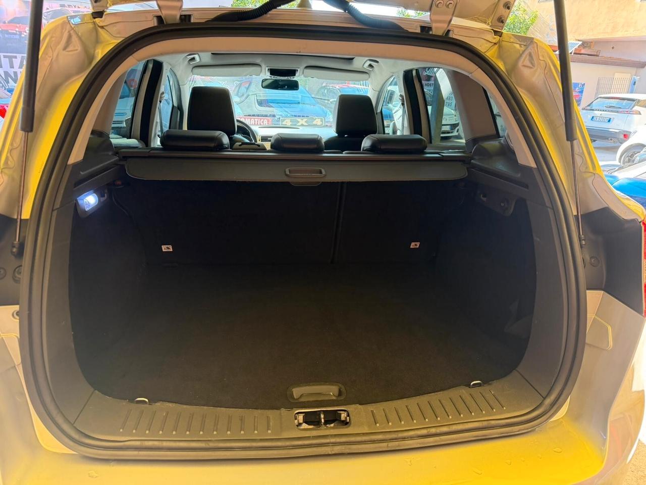 Ford Kuga 2.0cc diesel 12 mesi garanzia-2011
