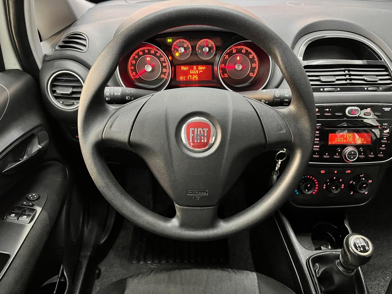 Fiat Punto 1.2 8V 5 porte Street KM 66.600 - 2016