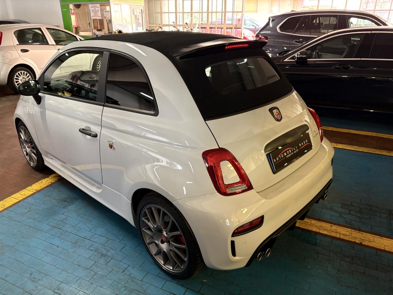 Abarth 595 C 1.4 Turbo T-Jet 180 CV Competizione