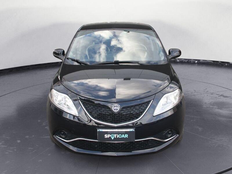 Lancia Ypsilon 1.2 69 CV 5 porte Platinum