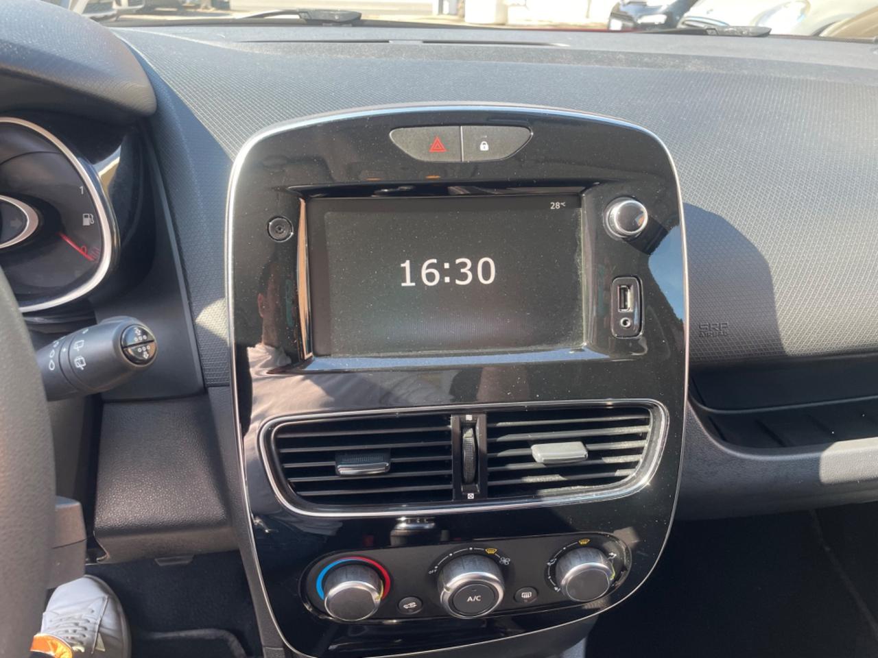 Renault Clio dCi 8V 90 CV 5 porte Moschino Life