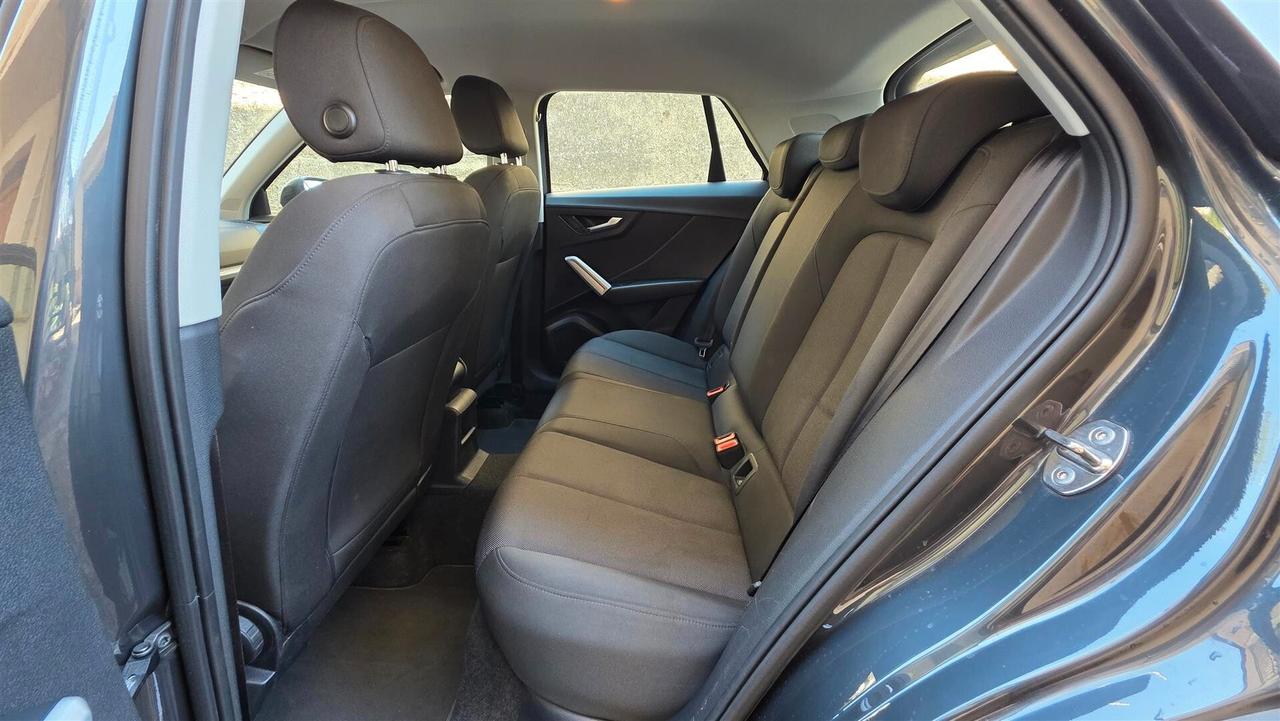 Audi Q2 30 TDI S tronic Business