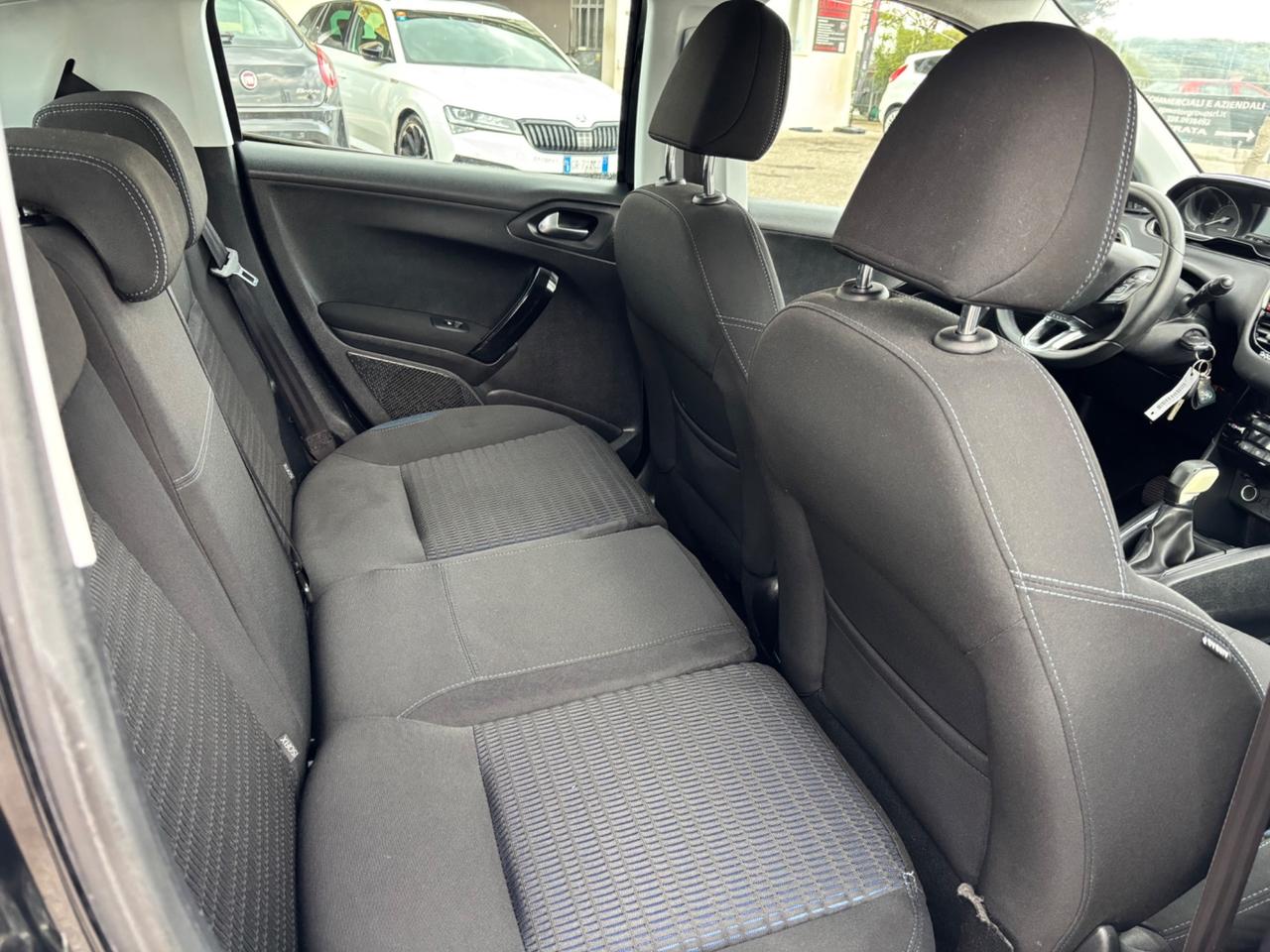 Peugeot 208 1.2 VTi 82 CV 5 porte Active