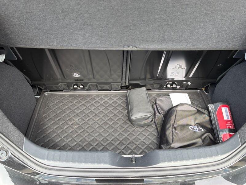 Toyota Aygo X 1.0B (72 CV) Lounge