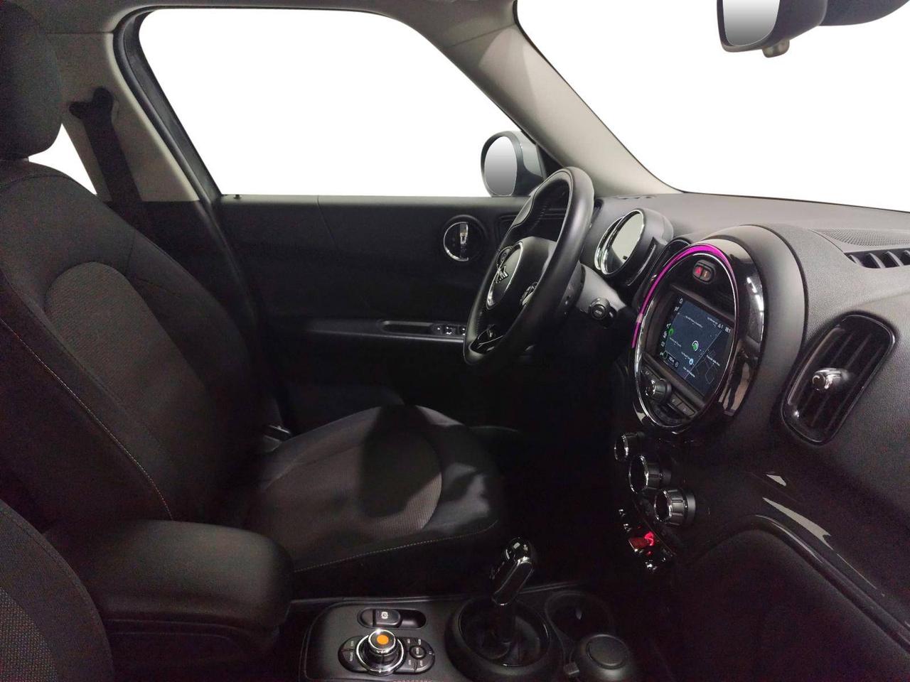 MINI Countryman One Baker Street