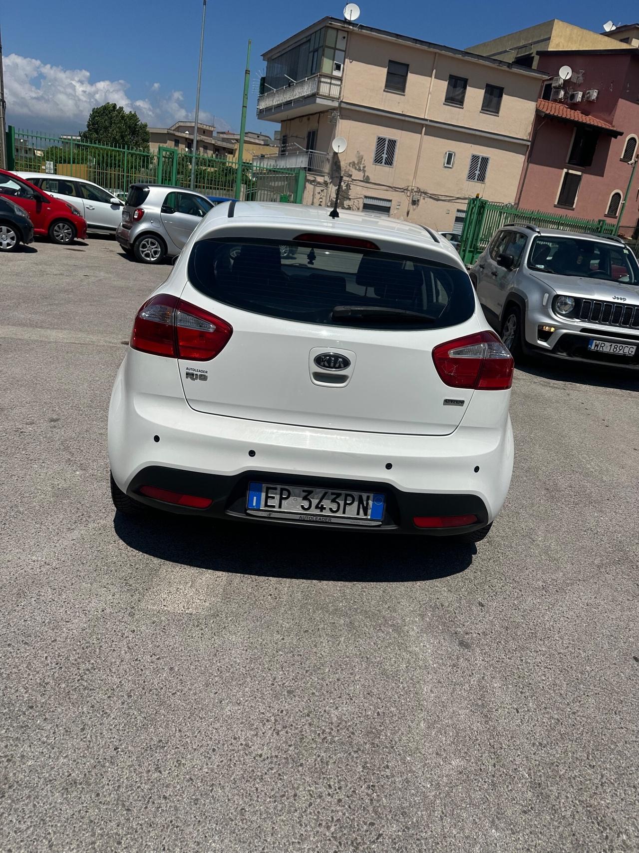 Kia Rio 1.4 CRDi WGT 5p. EX