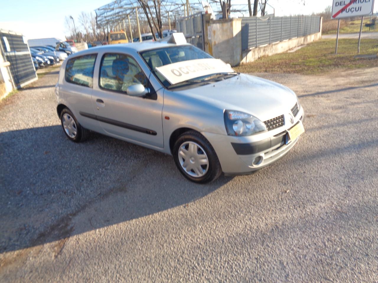 Renault Clio 12 16V ok neop garz 12mesi