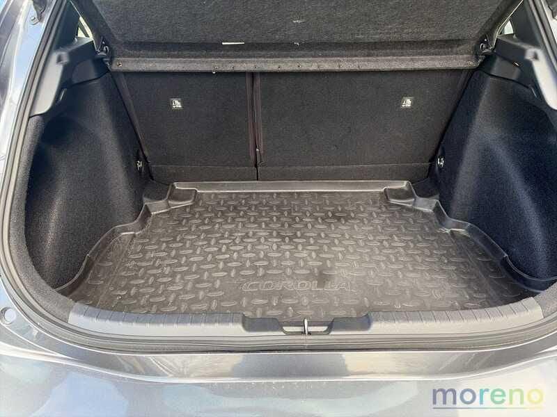 Toyota Corolla 1.8h Active