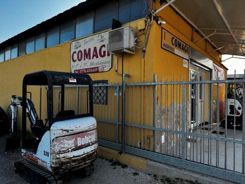 MINIESCAVATORE BOBCAT 320