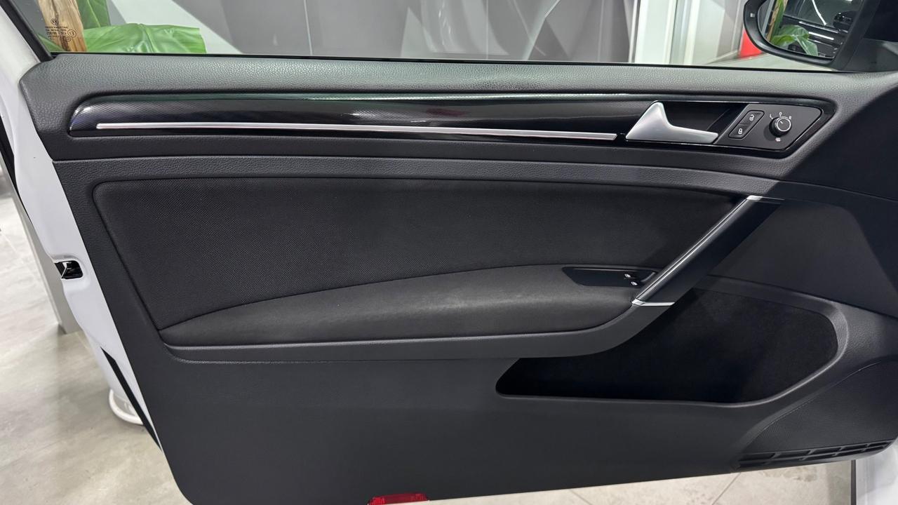 Volkswagen Golf GTD 2.0 TDI 3p.-2015