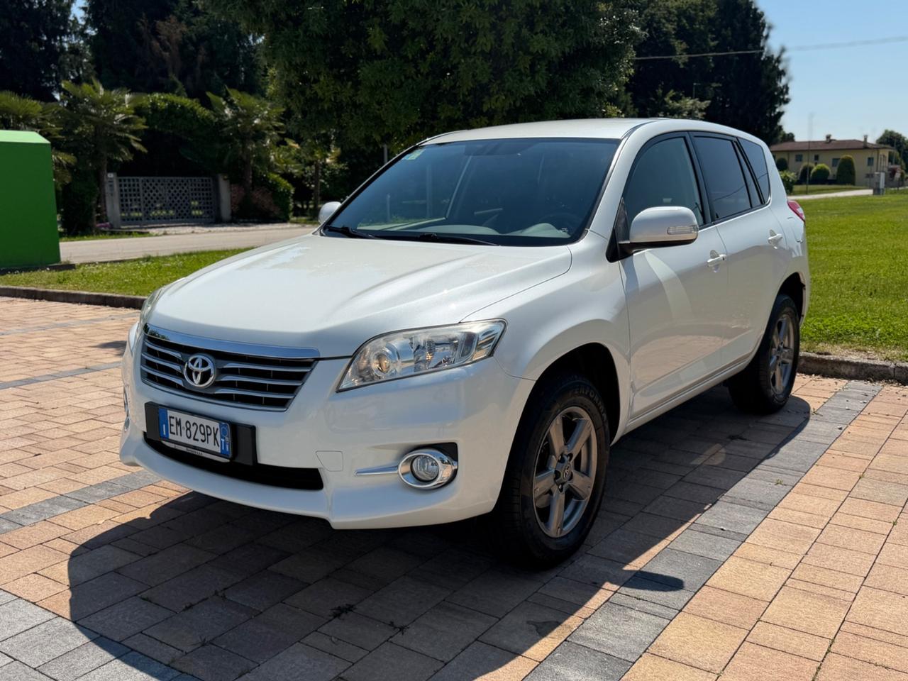 Toyota RAV 4 RAV4 Crossport 2.2 D-4D 150 CV Lounge