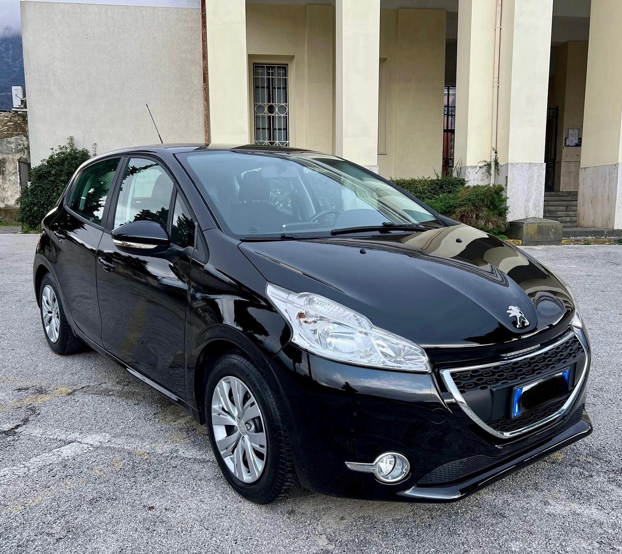 Peugeot 208 1.2 GPL