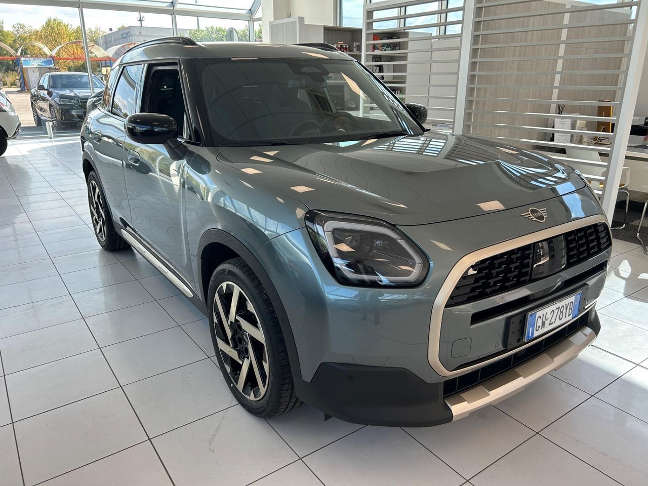 Mini Cooper Countryman C Favoured Auto