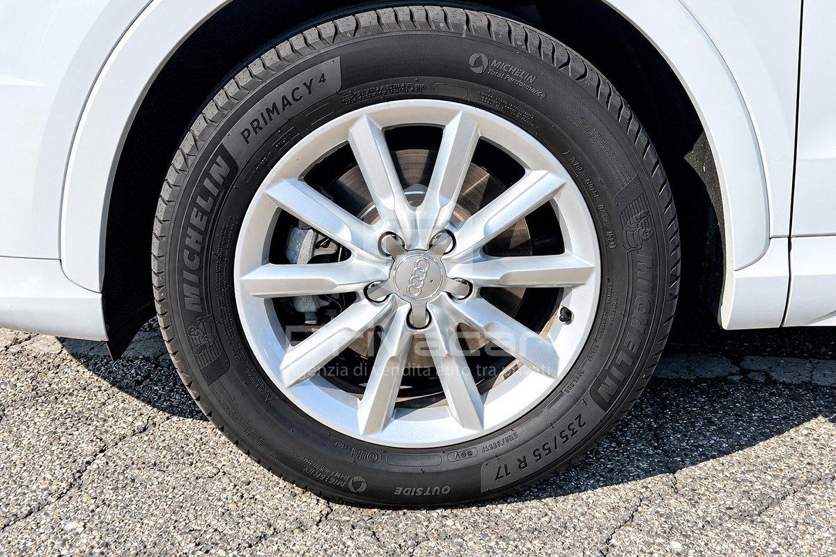 AUDI Q3 2.0 TDI 184 CV quattro S tronic Business