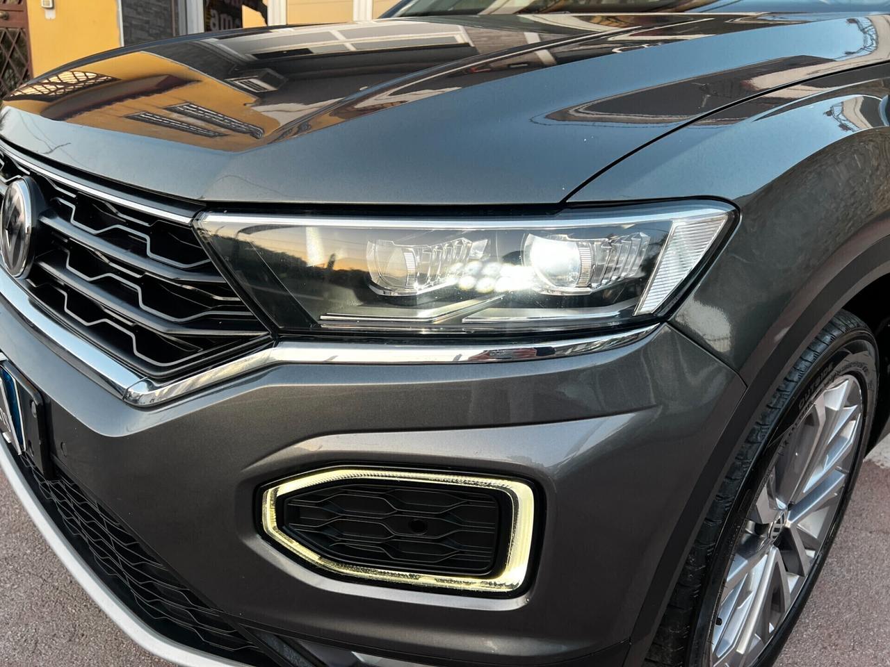 Volkswagen T-Roc 2.0 TDI 150-DSG 4MOTION-TETTO-FULL