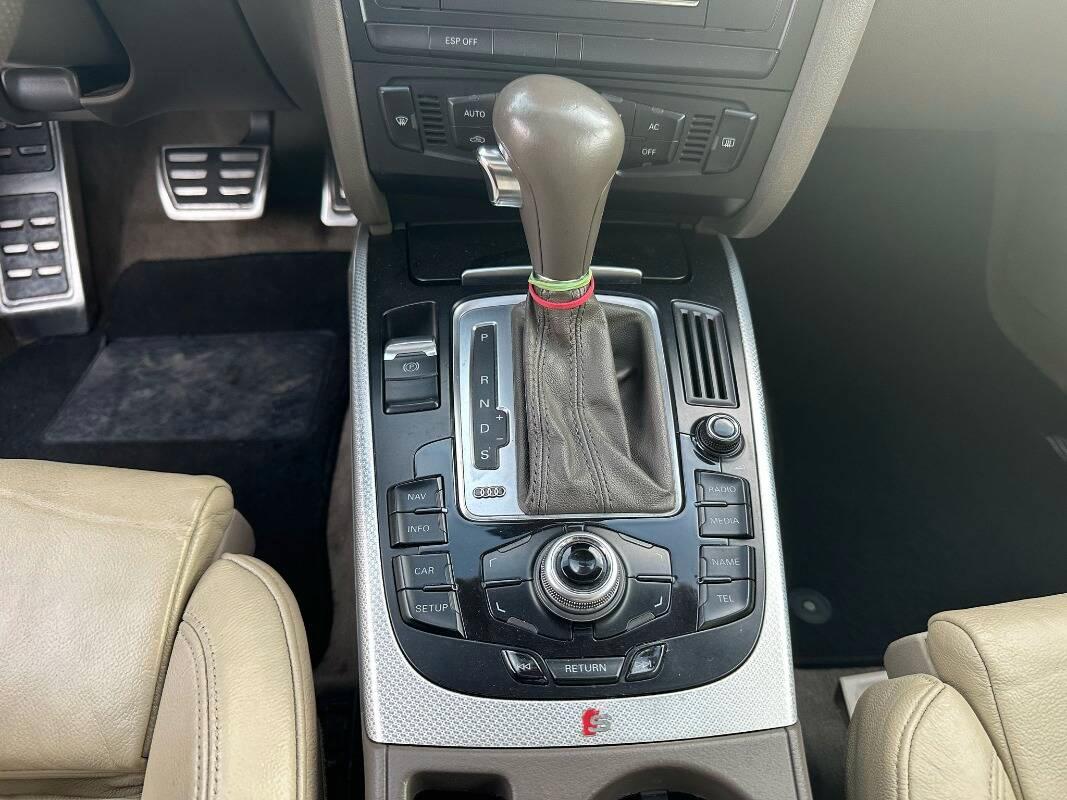 Audi A5 2.7 V6 tdi multitronic
