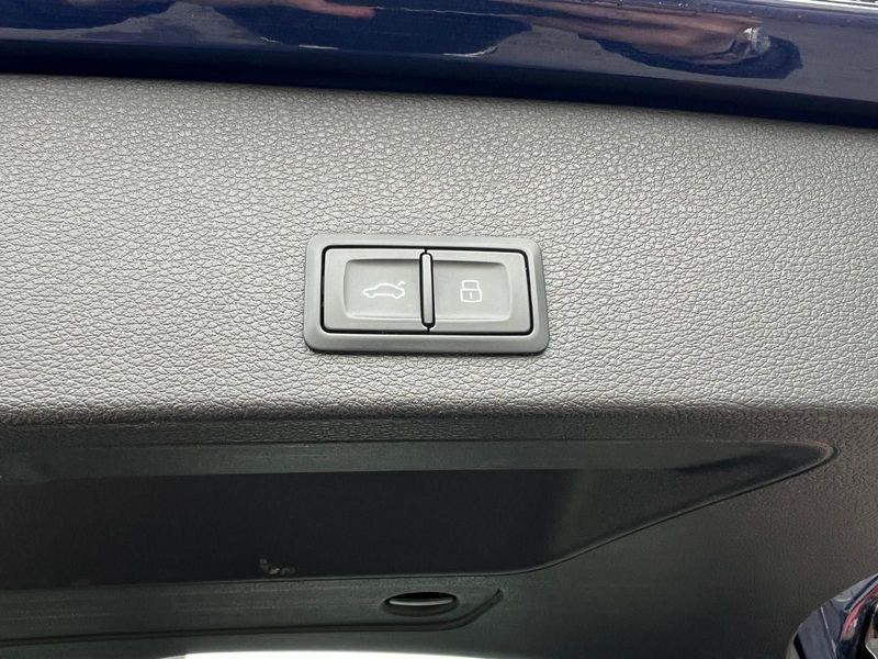 Audi Q2 Q2 35 TFSI Identity Black