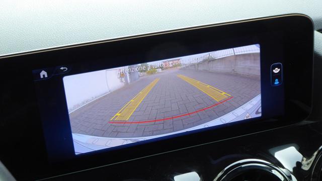 MERCEDES-BENZ GLA 180 d Automatic Progressive Advanced