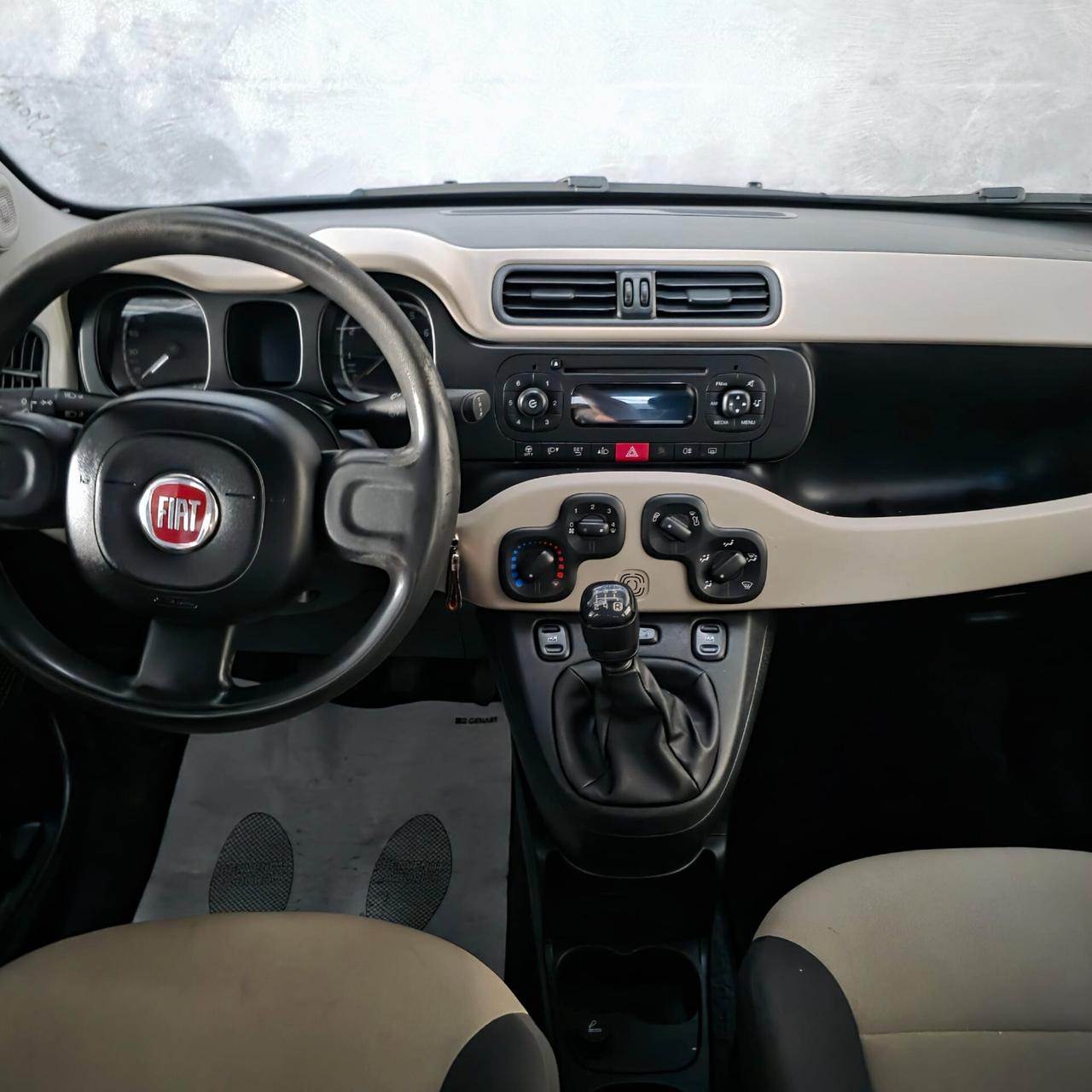 Fiat Panda 1.2 BENZINA NEOPATENTATI