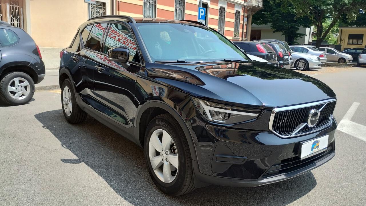 Volvo XC40 T2 automatico Essential