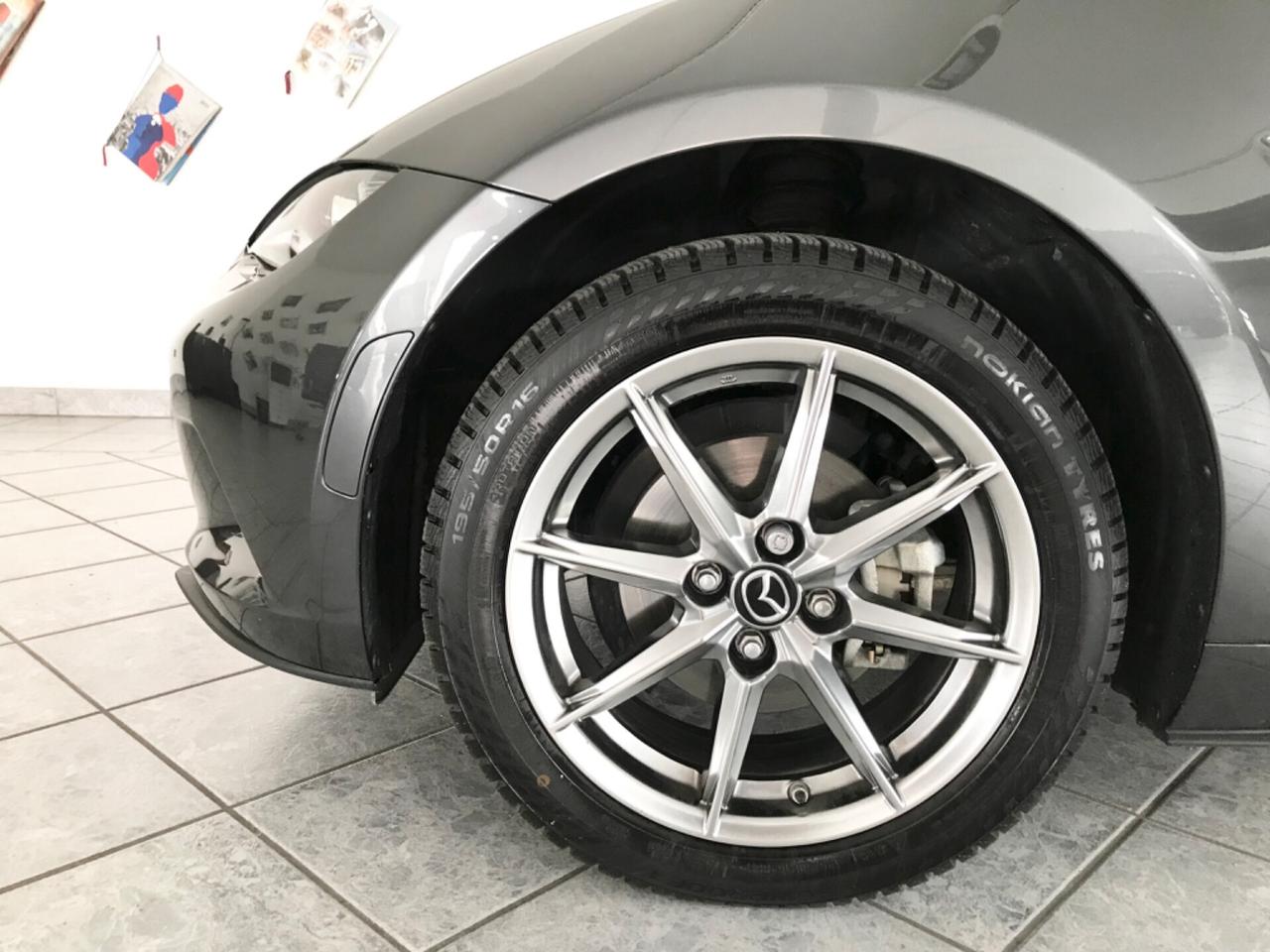 Mazda MX-5 1.5L Skyactiv-G RF Exclusive-Line