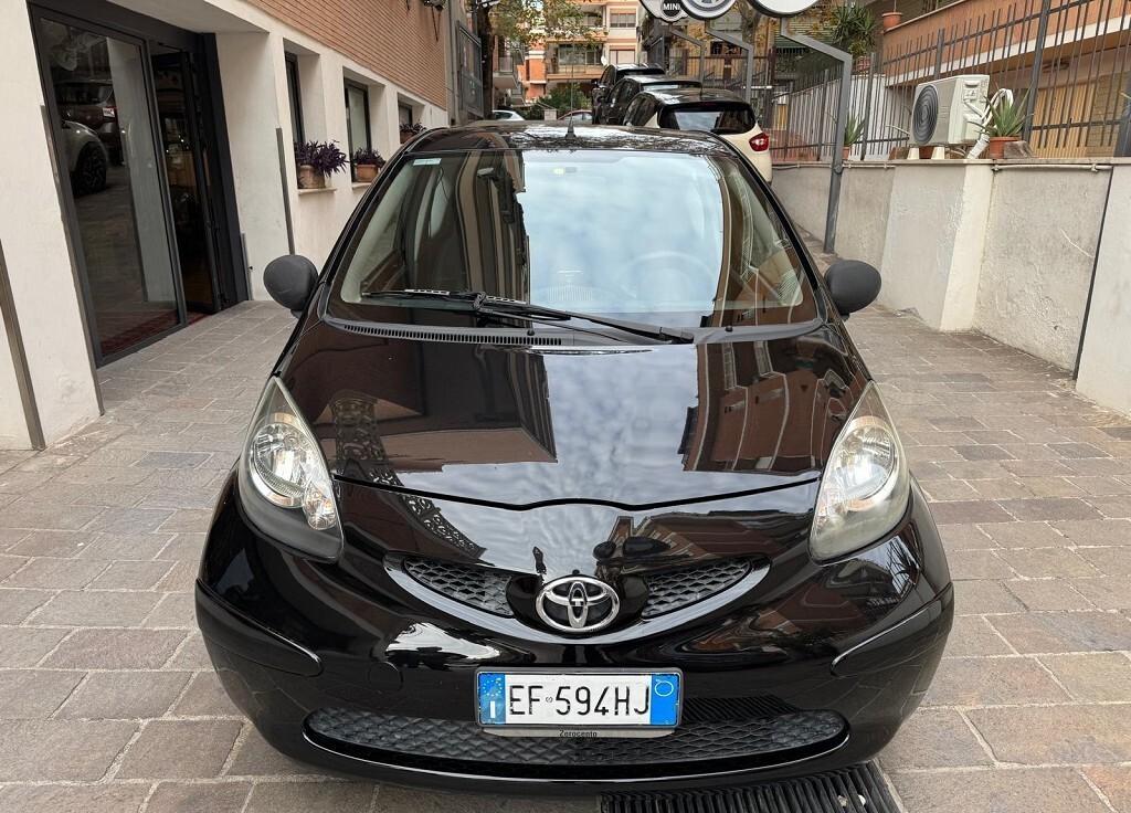TOYOTA Aygo 1.0 12V VVT-i 3 porte Active GPL