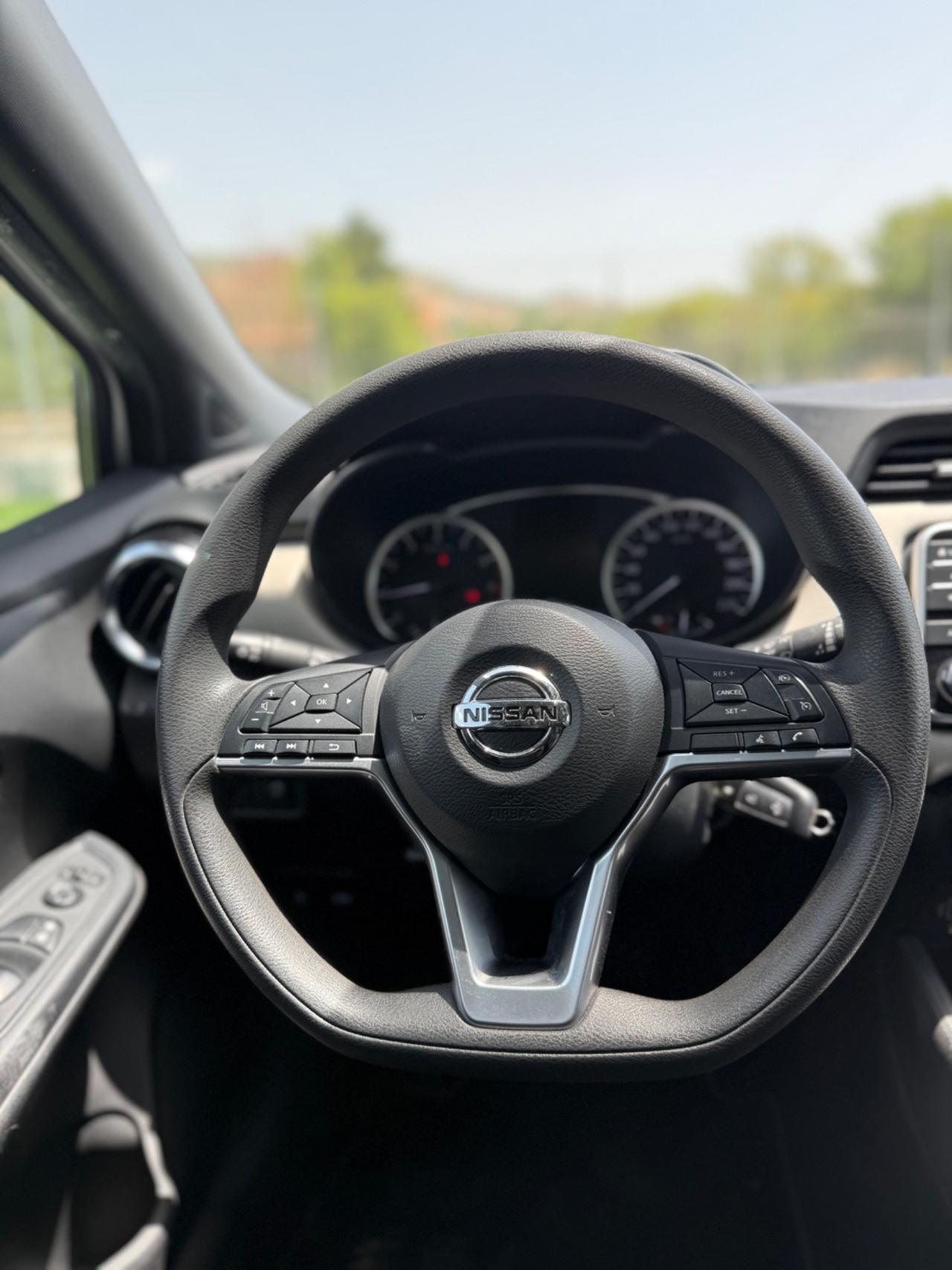 Nissan Micra IG-T 100 5 porte N-Connecta