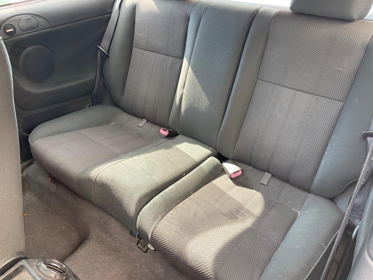 Alfa Romeo 147 1.6i benzina T- Spark neopatentati