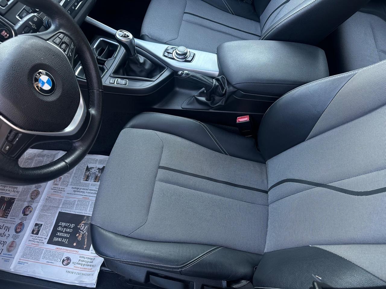 Bmw 116 116d 5p. Urban led sensori di parcheggio pelle