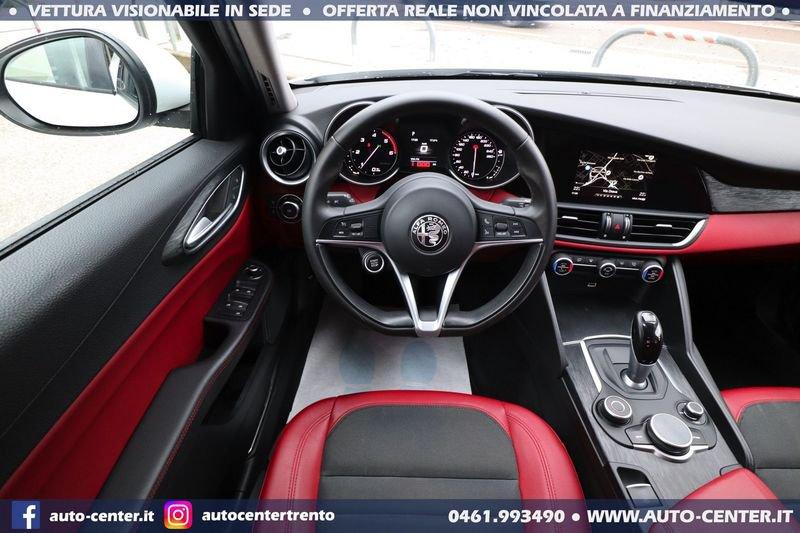 Alfa Romeo Giulia 2.2 Turbo Diesel AT8 160CV Super