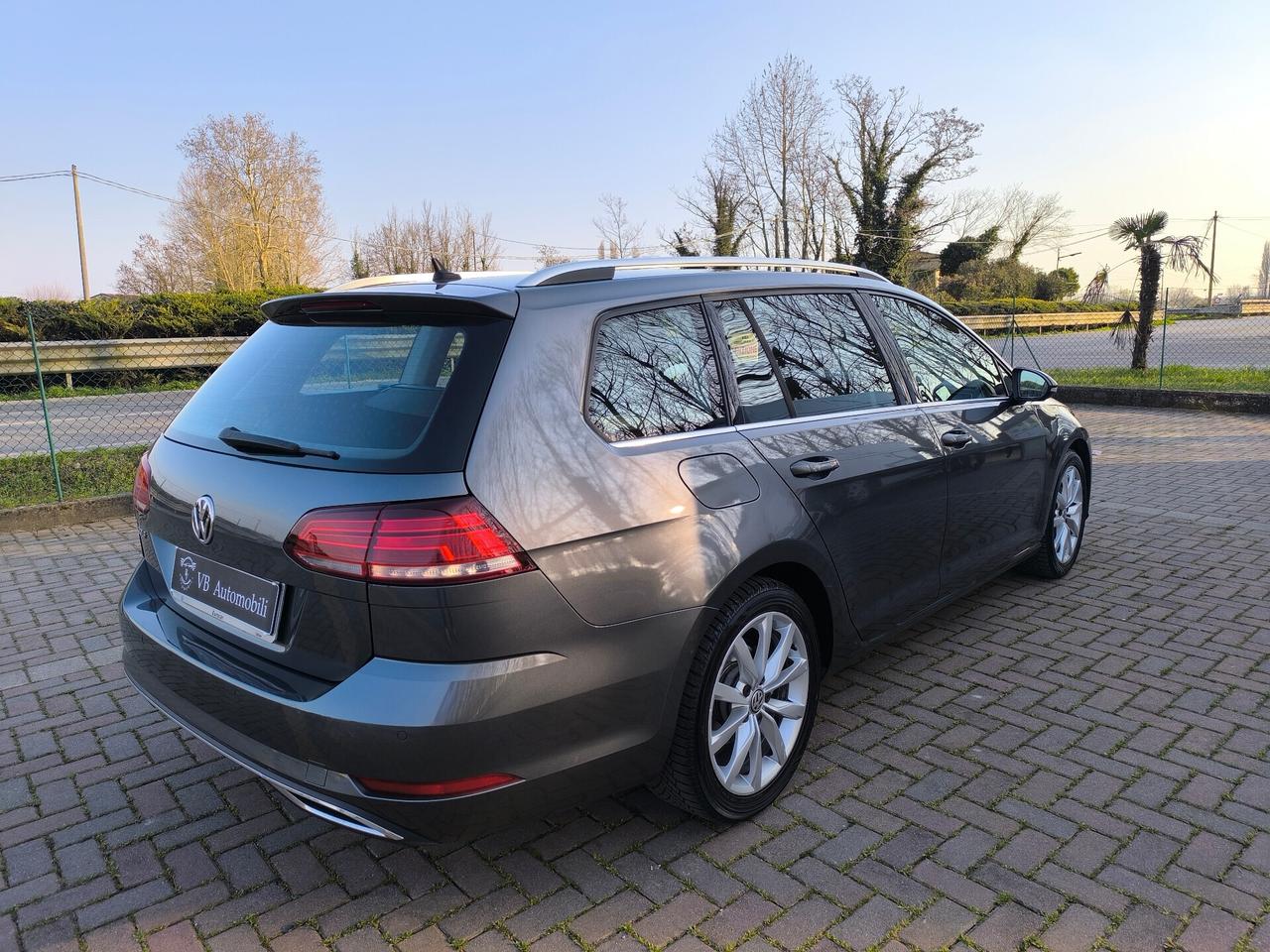 Volkswagen Golf Variant 2.0 TDI Executive BlueMotion Technology