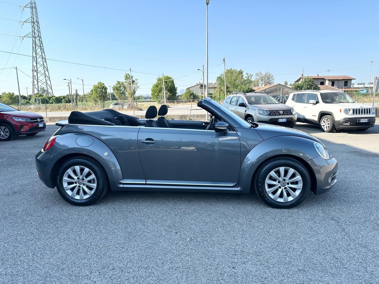 Volkswagen Maggiolino Cabrio 1.6TDI - 2015