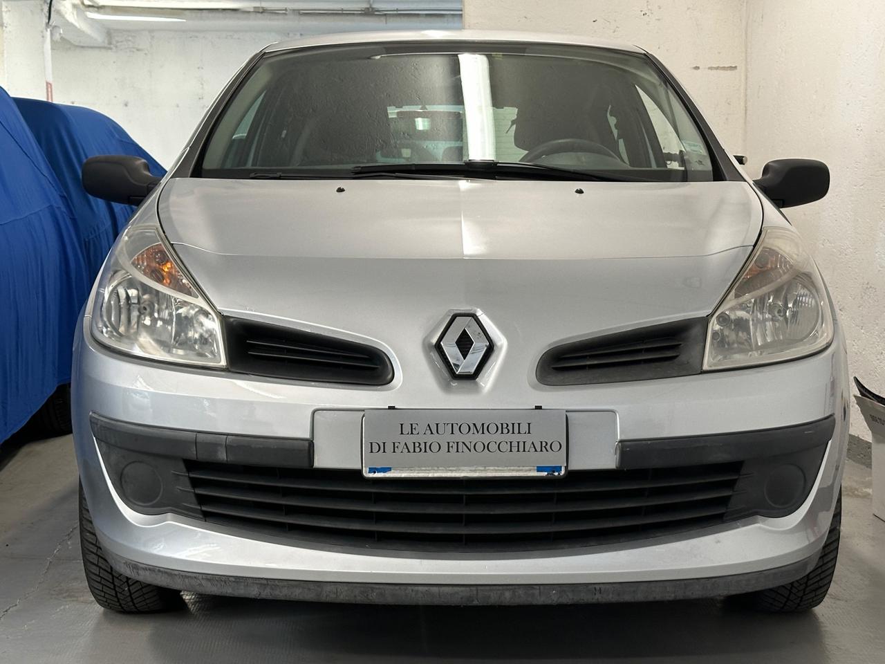 Renault Clio 1.2 16V 3 porte Neopatentati