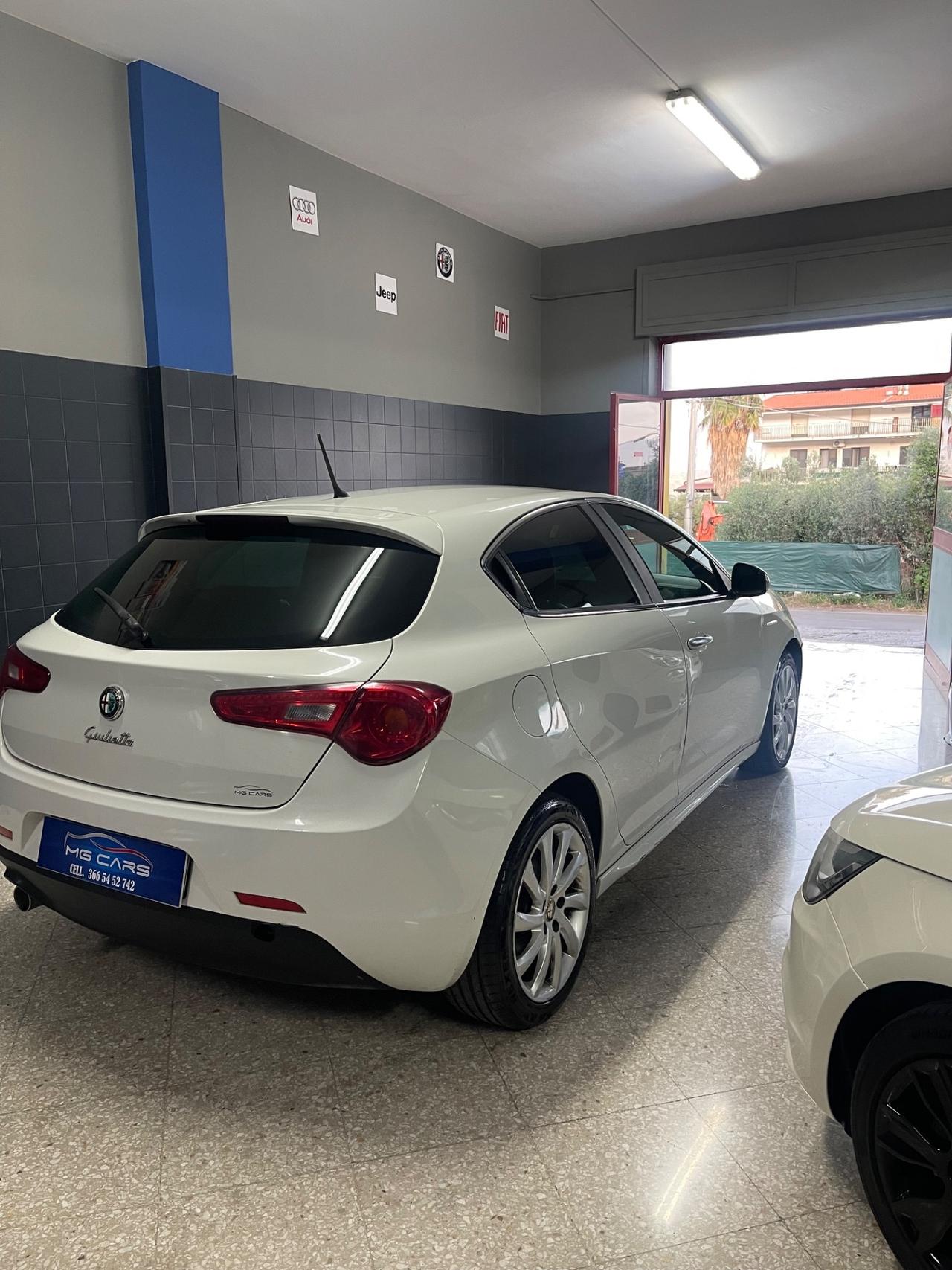 Alfa Romeo Giulietta 1.6 JTDm-2 105 CV Distinctive