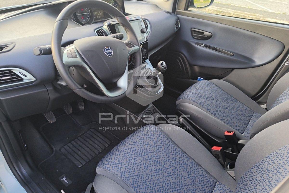 LANCIA Ypsilon 1.0 FireFly 5 porte S&S Hybrid Gold