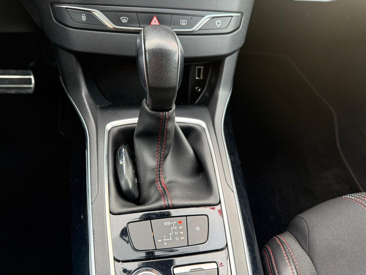 Peugeot 308 BlueHDi 120 S&S EAT6 GT Line