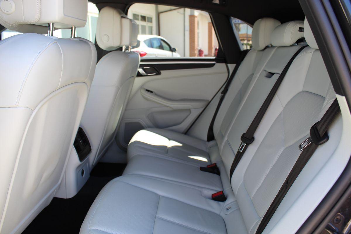 PORSCHE - Macan - 2.0