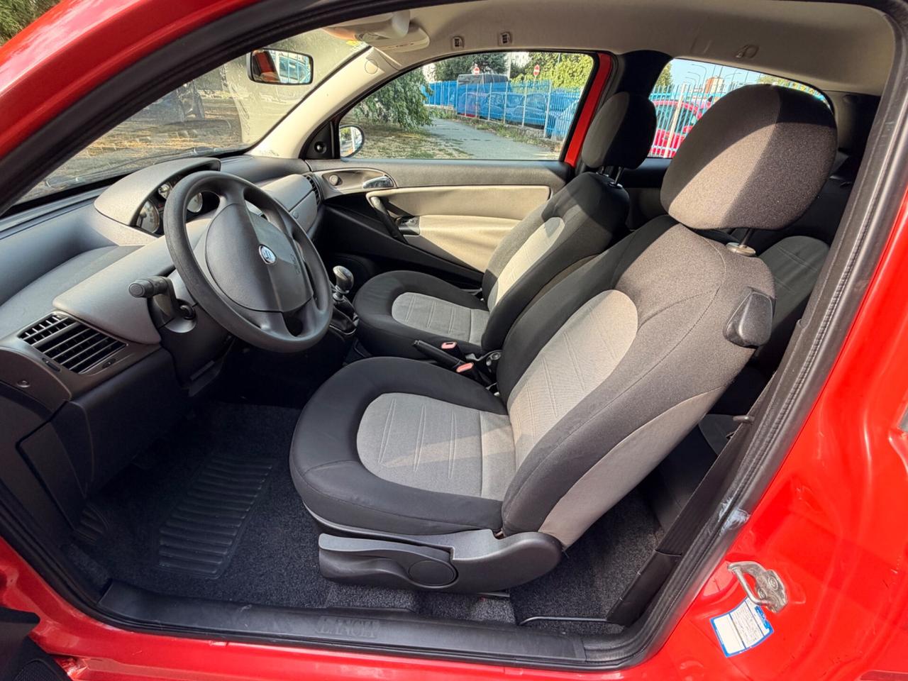 Lancia Ypsilon 1.2 BENZ 8V *EURO 4*
