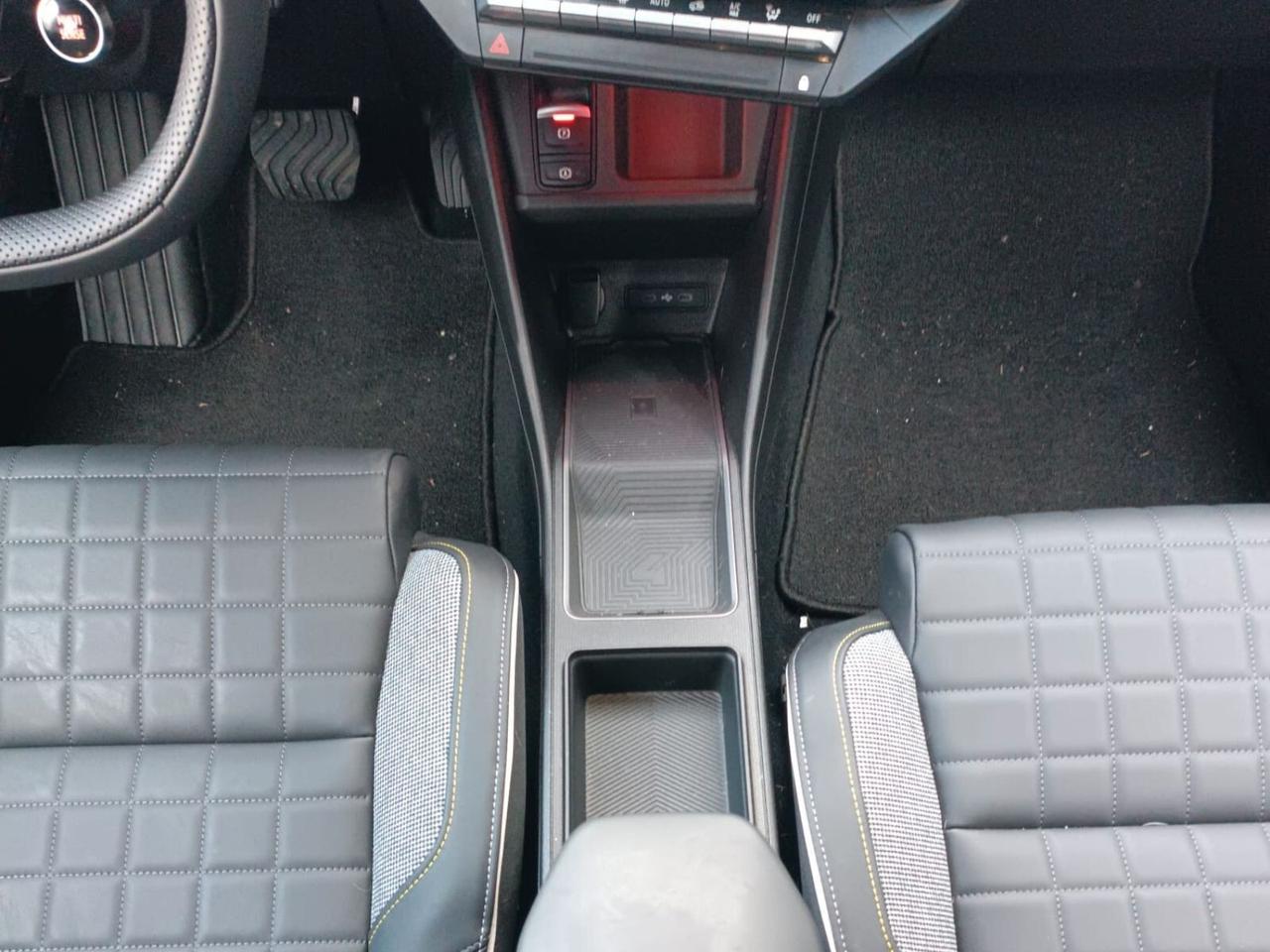 Renault 4 E-Tech Electric 150 CV Comfort Range Iconic