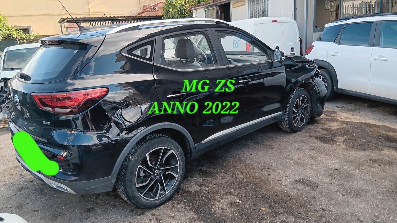 MG ZS INCIDENTATA SINISTRATA MONDIALCARS 022