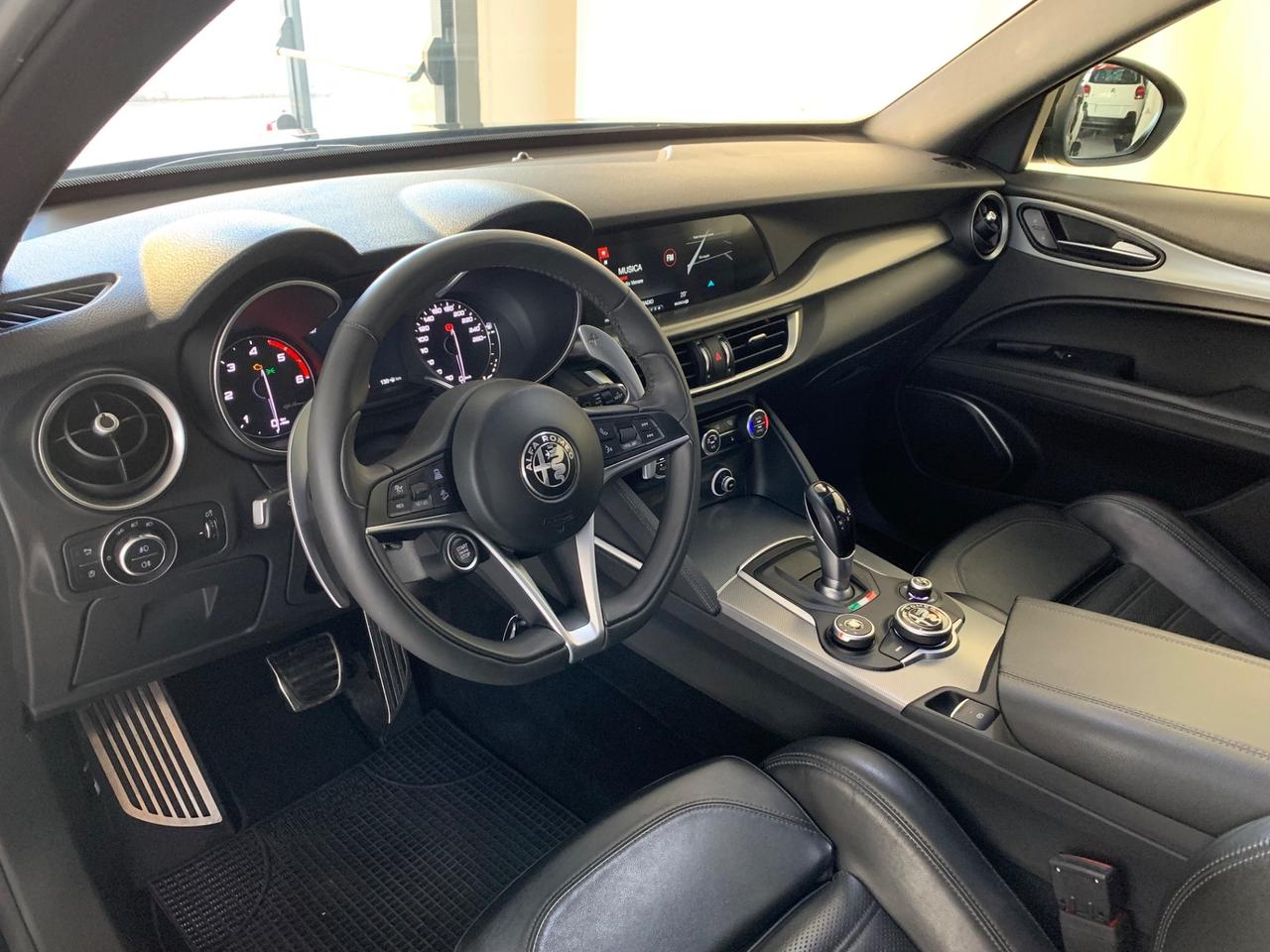 Alfa Romeo Stelvio 2.2 Turbodiesel 210 CV AT8 Q4 Executive