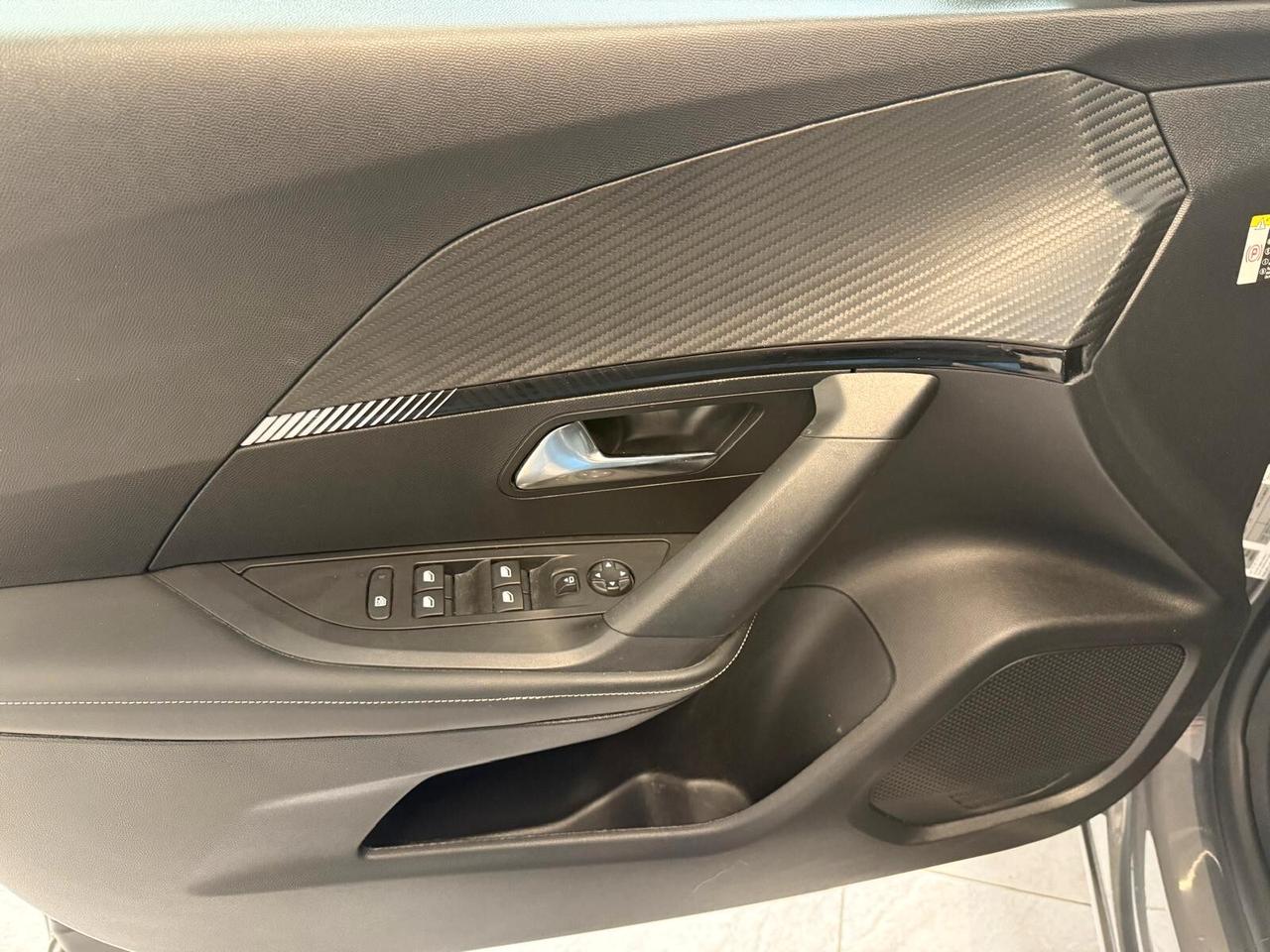 Peugeot 2008 PureTech 100 S&S Allure