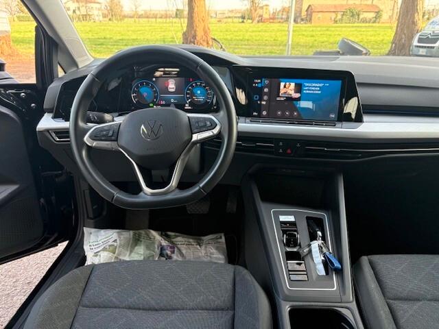 Volkswagen Golf 1.0 TSI EVO Life DSG